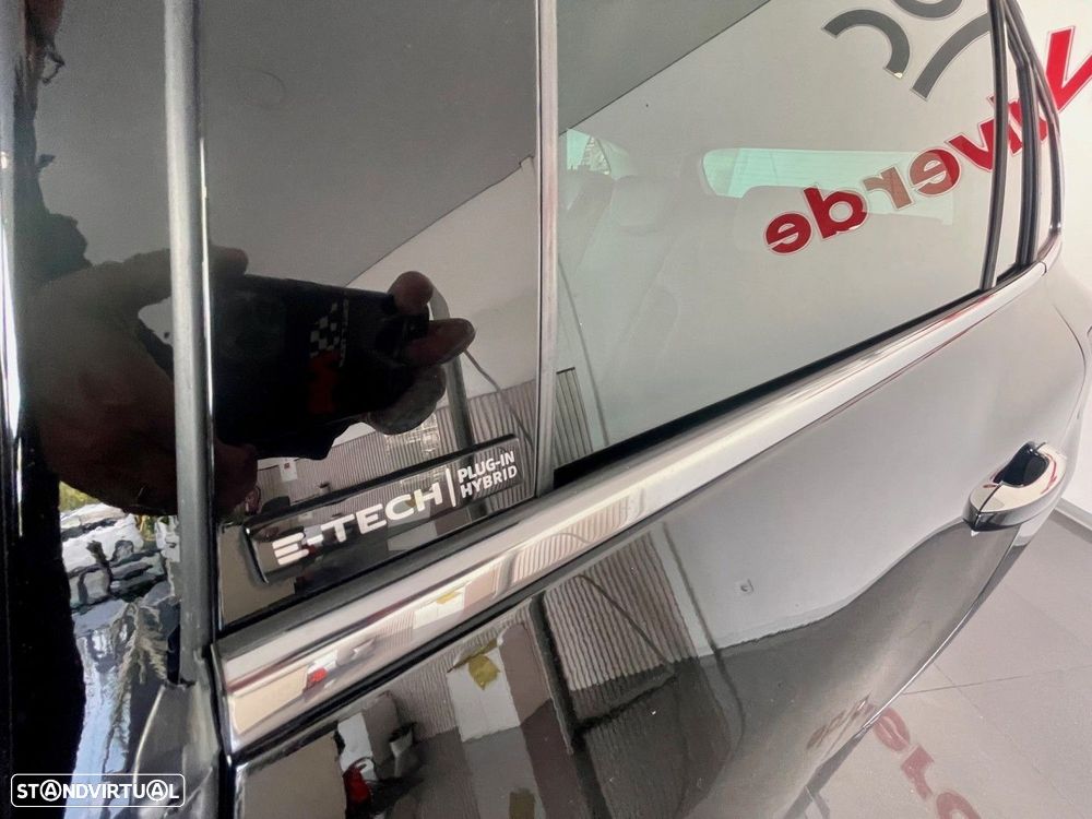 Renault Mégane Sport Tourer E-TECH Plug-in 160 INTENS - 13