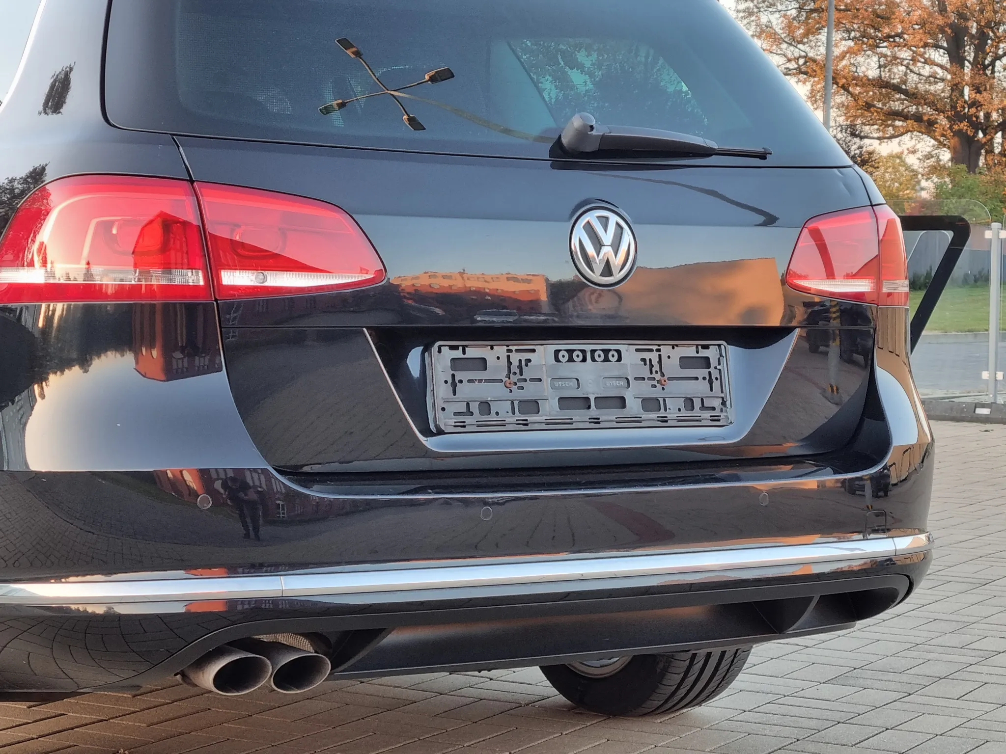 Volkswagen Passat 2.0 TDI Comfortline - 11