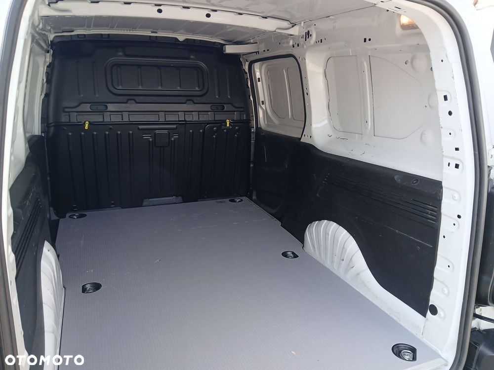 Toyota PROACE CITY - 17