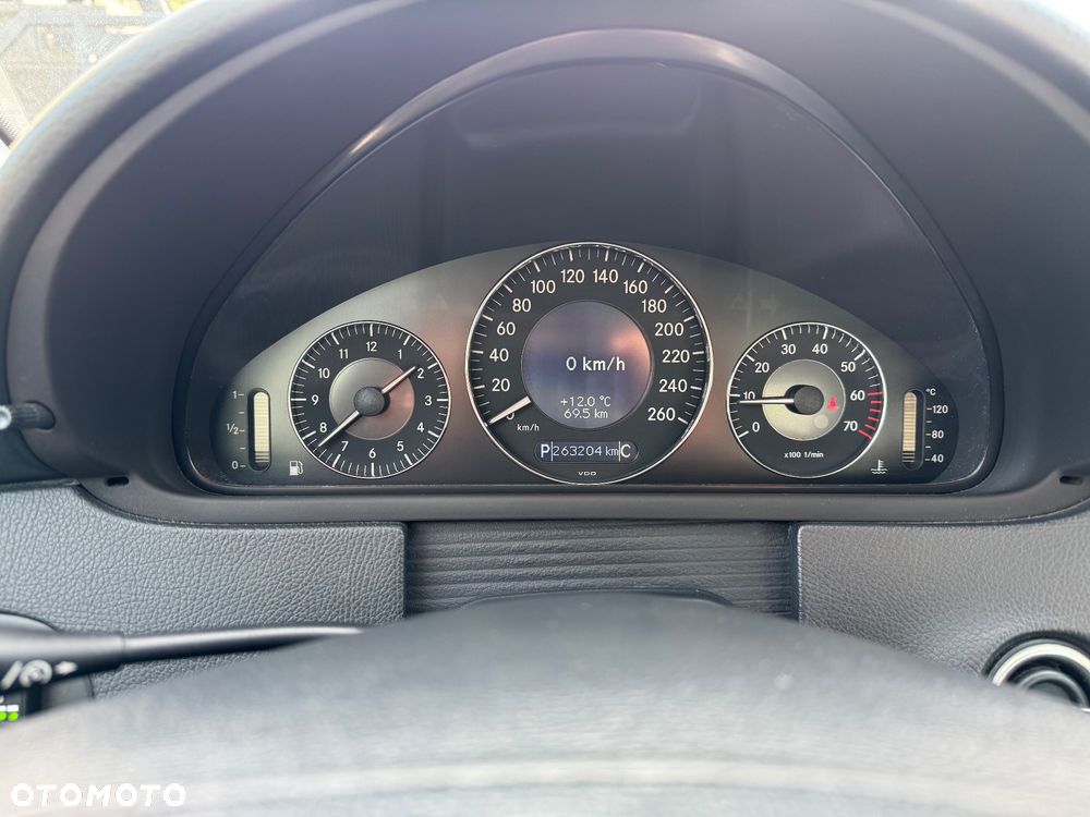 Mercedes-Benz CLK Coupe 200 Kompressor Automatik Avantgarde - 30