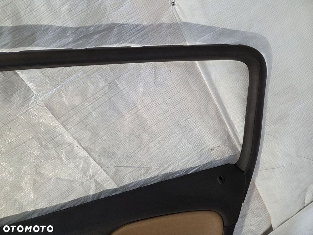 BOCZEK TAPICERKA DRZWI PRAWY TYŁ BRĄZ OPEL ZAFIRA C 13419630 - 10