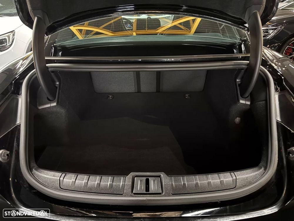 Porsche Taycan Bateria Performance Plus - 33