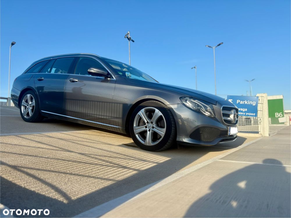 Mercedes-Benz Klasa E 400 4Matic 9G-TRONIC Avantgarde - 10
