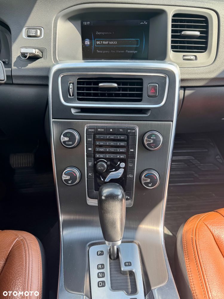 Volvo S60 - 18