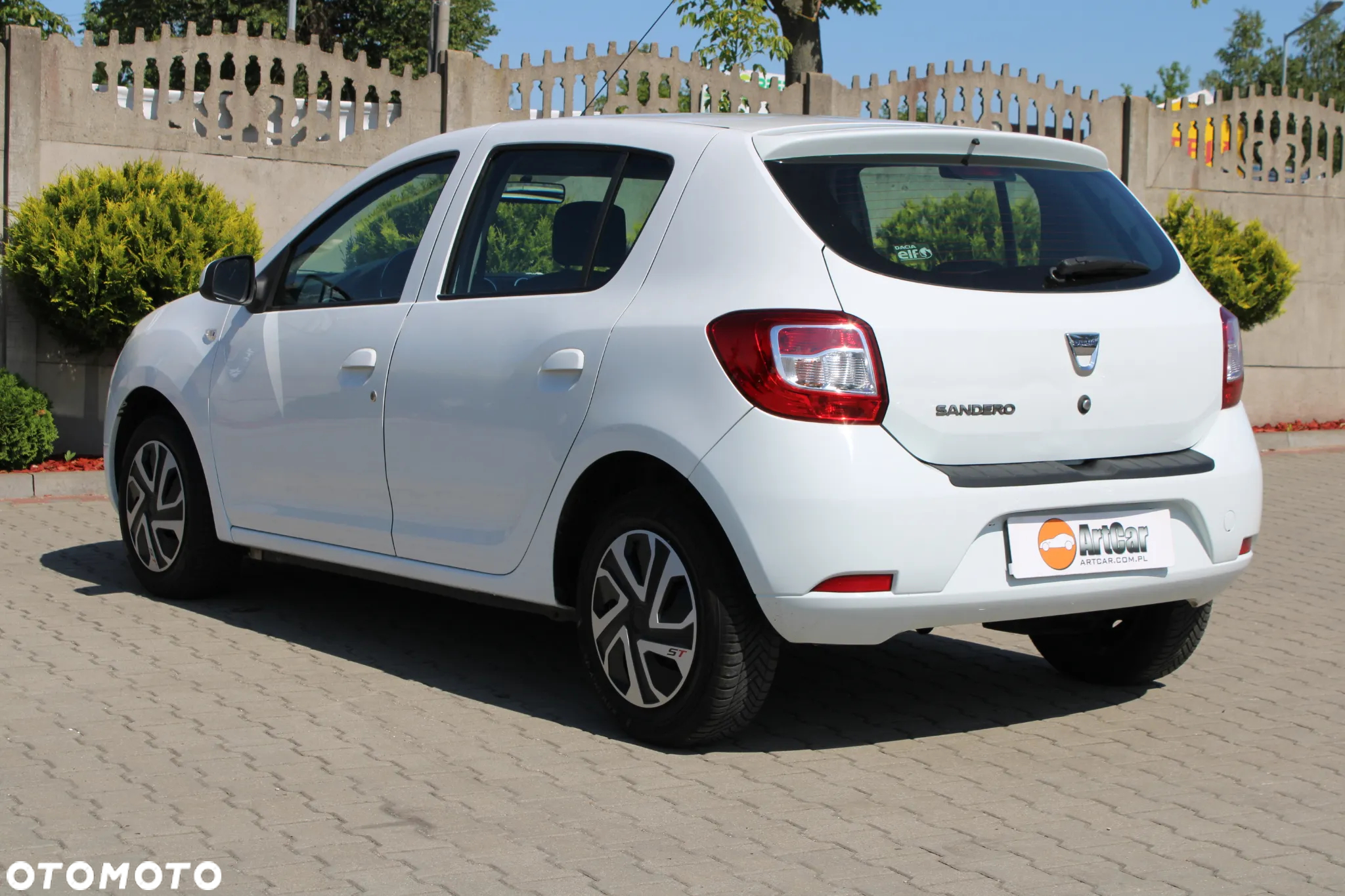 Dacia Sandero 1.2 16V 75 Ambiance - 14