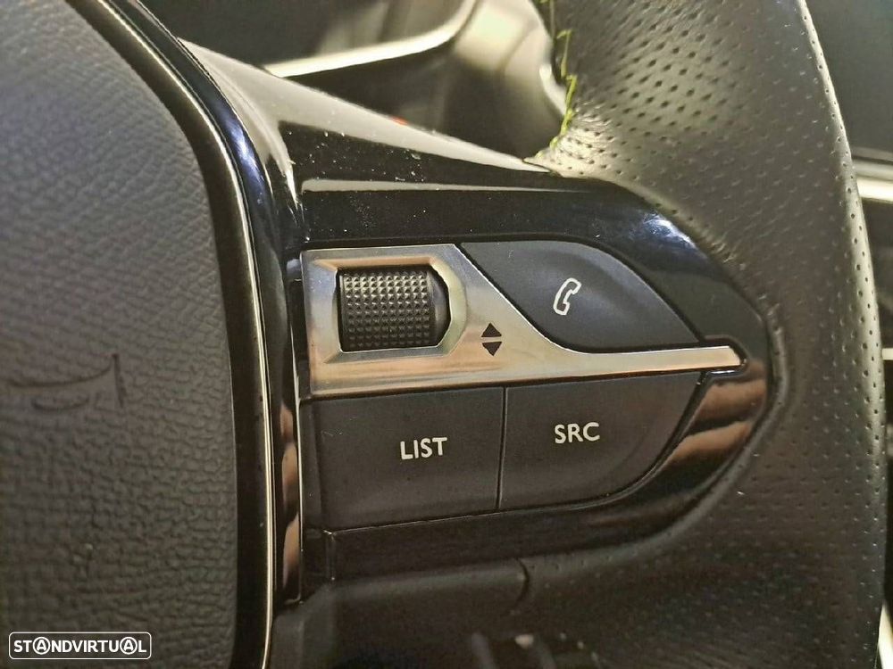 Peugeot 208 1.2 PureTech GT Line EAT8 - 17