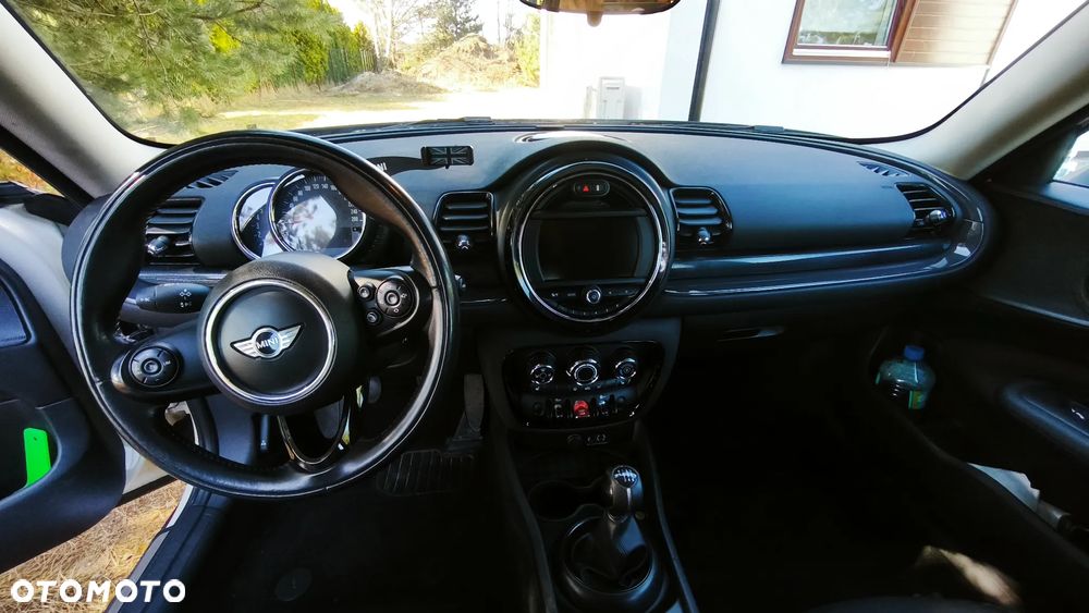 MINI Clubman Cooper D - 8