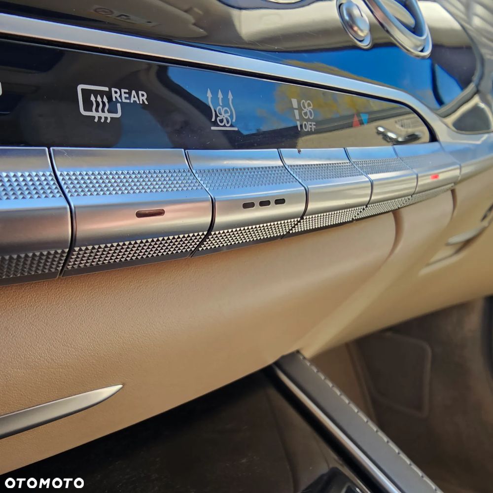Mercedes-Benz Klasa S 560 4-Matic L 9G-TRONIC - 36