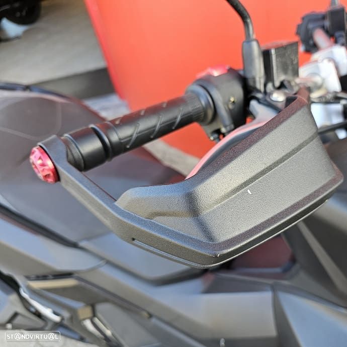 Honda ADV 350 - 8