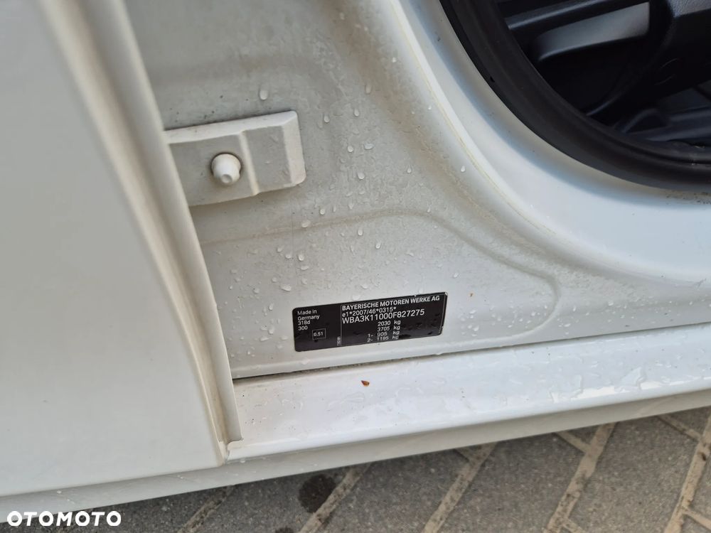 BMW Seria 3 318d Modern Line - 20