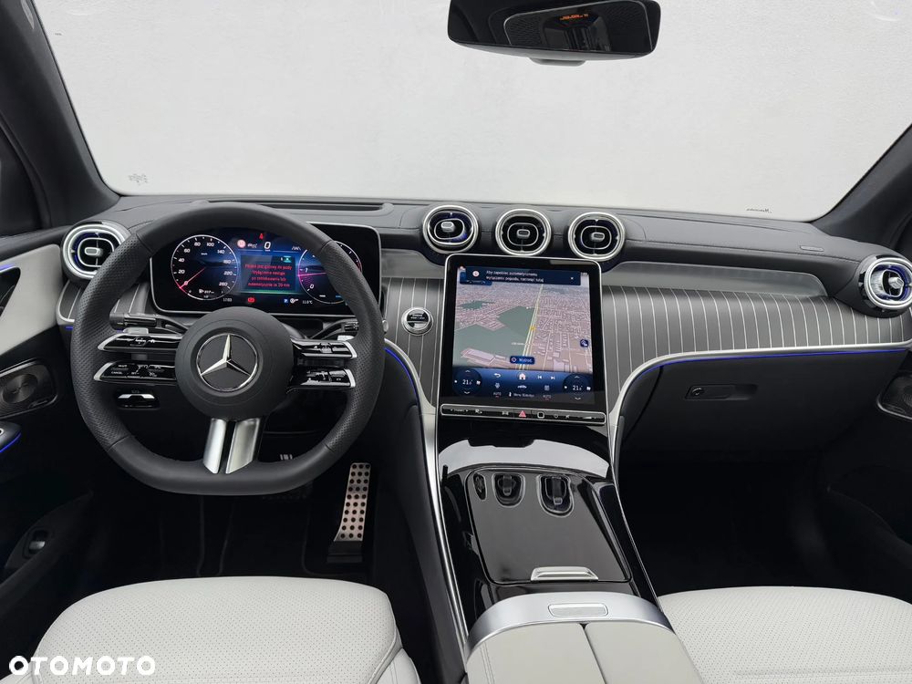 Mercedes-Benz GLC - 13