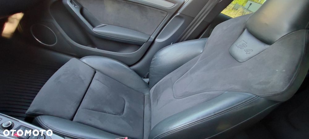 Audi S4 Avant S tronic - 17