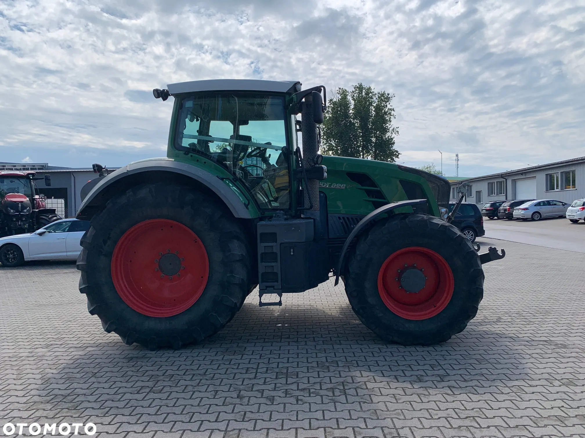Fendt 828 VARIO SCR PROFI PLUS - 4