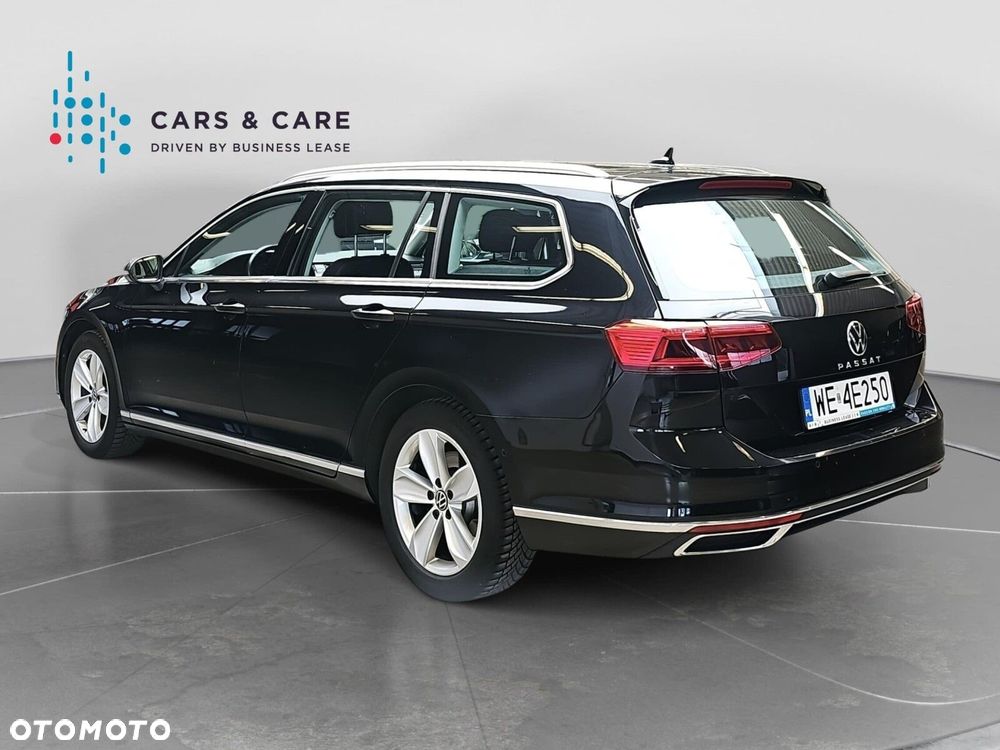 Volkswagen Passat Variant 2.0 TDI EVO Elegance DSG - 25