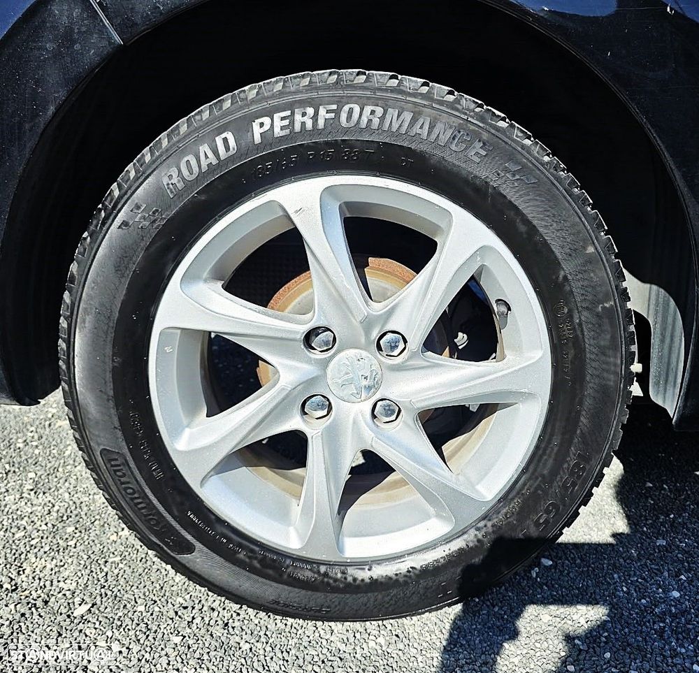 Peugeot 208 1.4 HDi Active - 18
