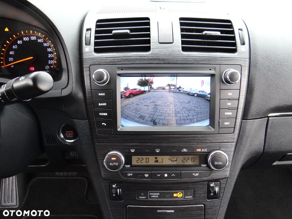 Toyota Avensis 2.0 Sol EU5 MS - 29