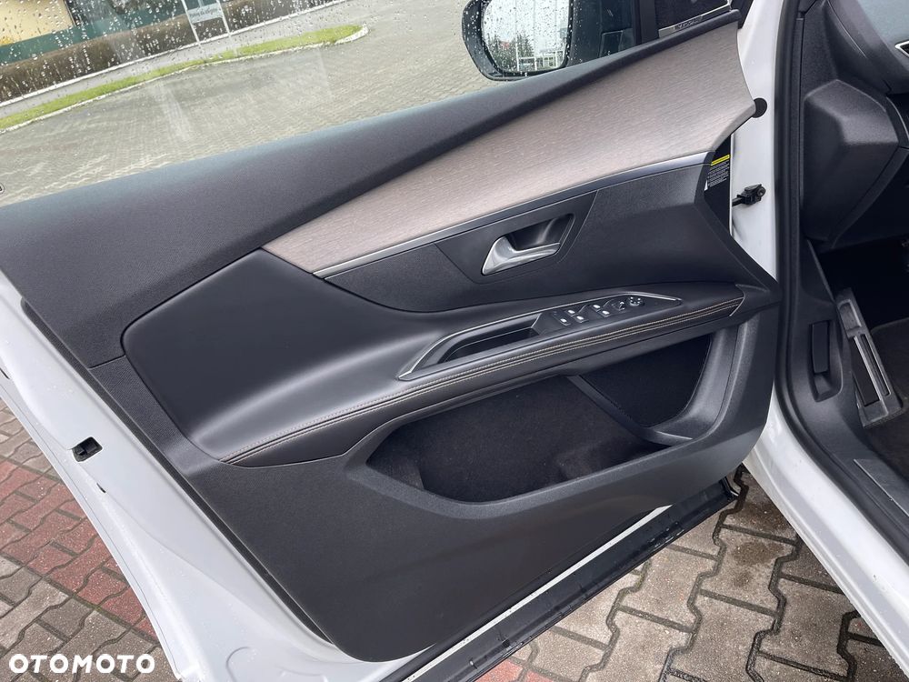 Peugeot 5008 2.0 BlueHDI GT S&S EAT8 - 26