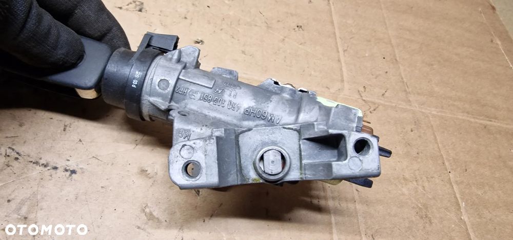 Stacyjka kluczyk scyzoryk VW Passat B5 FL 4B0905851F - 3