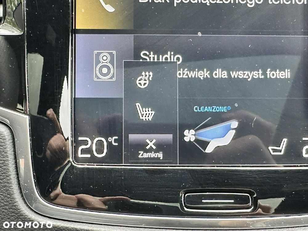 Volvo XC 90 D5 AWD R-Design 7os - 34