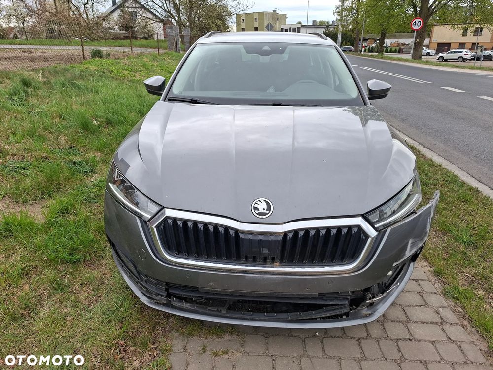 Skoda Octavia 2.0 TDI Ambition DSG - 5