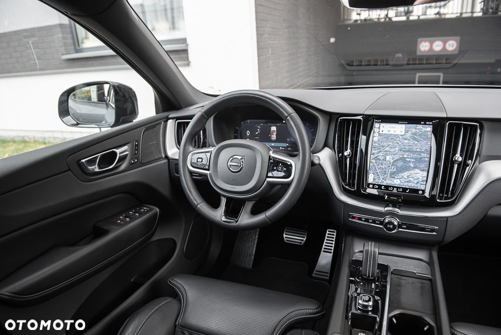 Volvo XC 60 B5 D AWD Geartronic RDesign - 30