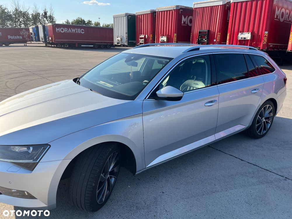 Skoda Superb 2.0 TDI L&K DSG - 20