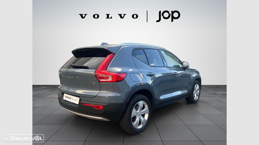 Volvo XC 40 1.5 T3 Momentum Geartronic - 5