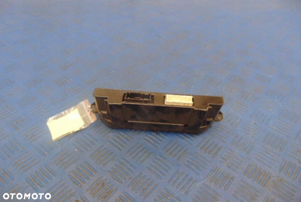 ORD FOCUS C MAX 1 PANEL NAWIEWU - 4