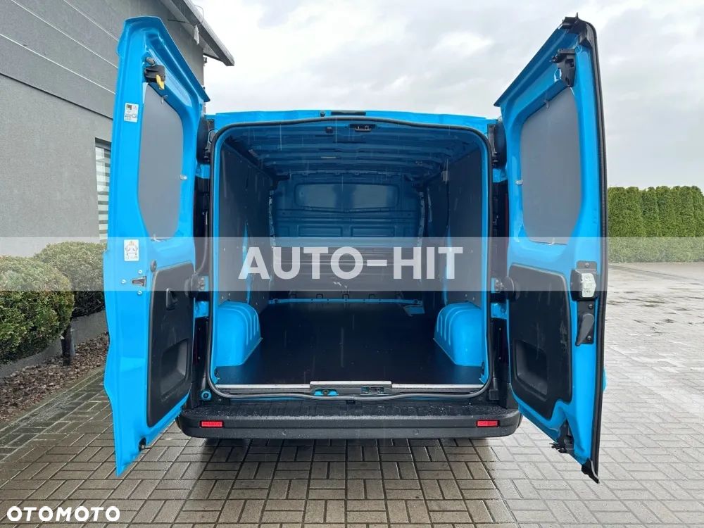 Renault Trafic - 15