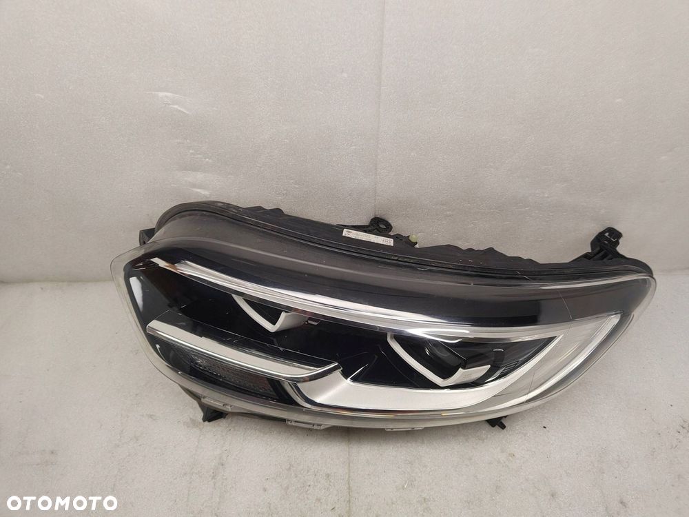 Renault Kadjar SM FULL LED Przód strona lewa 260608114R - 6