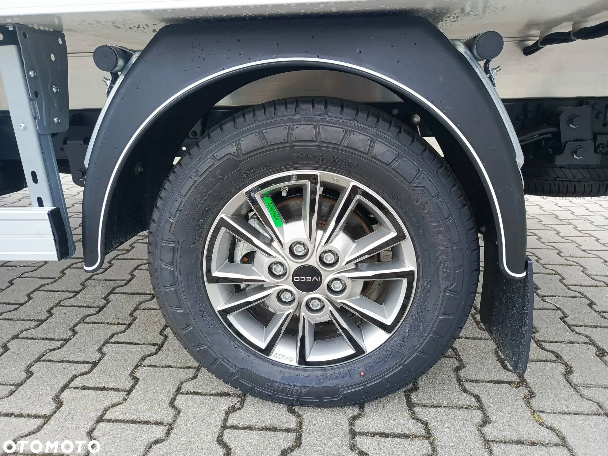 Iveco Daily 35S18HA8 - 12