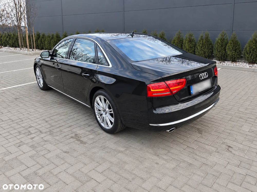 Audi A8 4.2 TDI L Quattro - 2