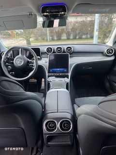 Mercedes-Benz Klasa C 200 4Matic 9G-TRONIC AMG Line - 3