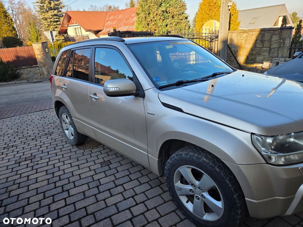 Suzuki Grand Vitara 1.9 DDiS Premium - 5