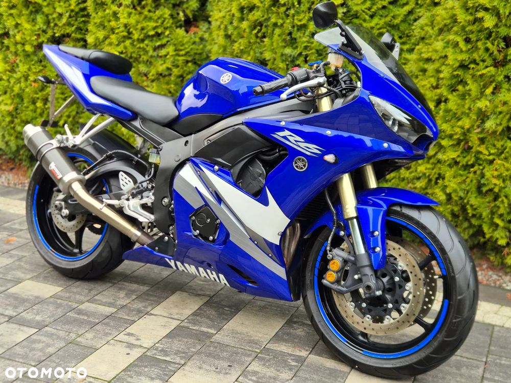Yamaha R6 - 1