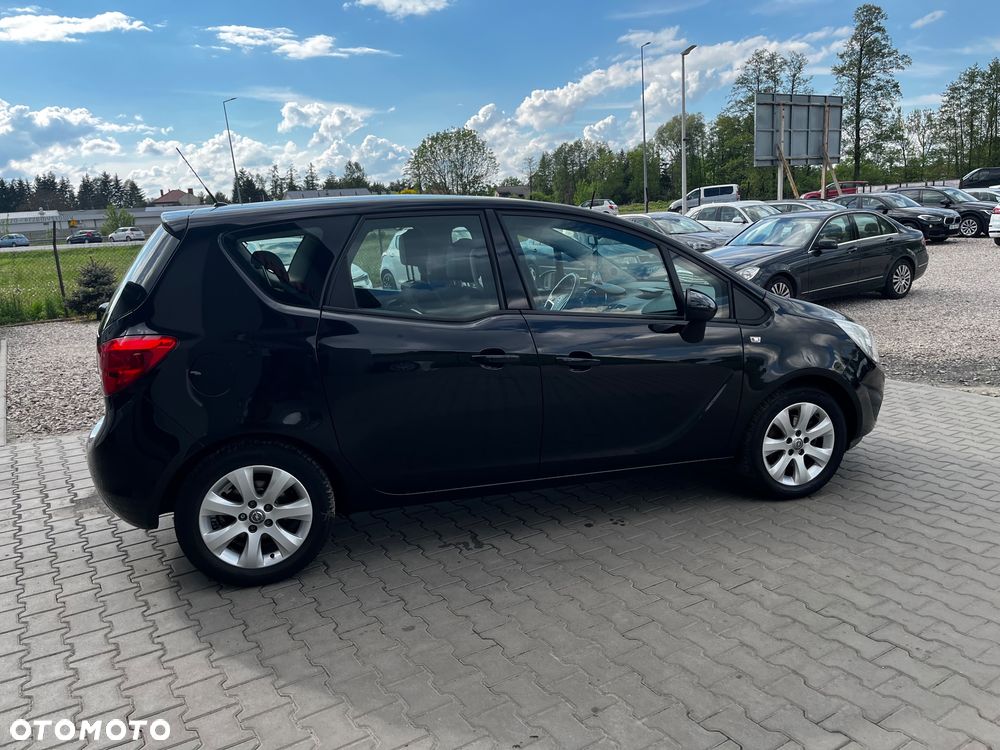 Opel Meriva - 8