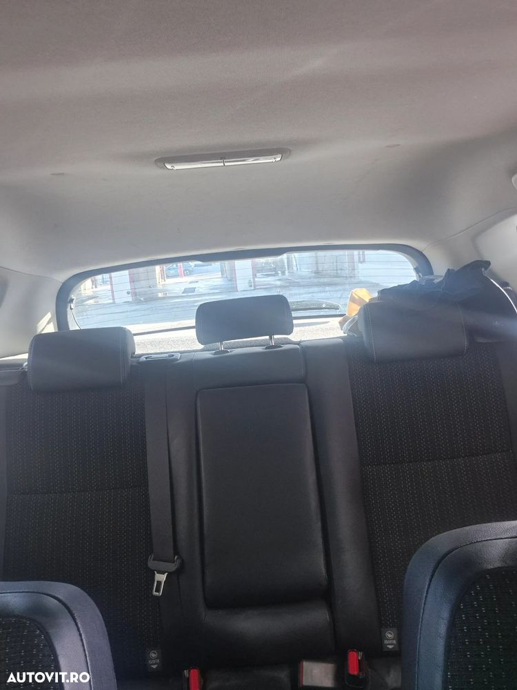 Toyota Auris - 8
