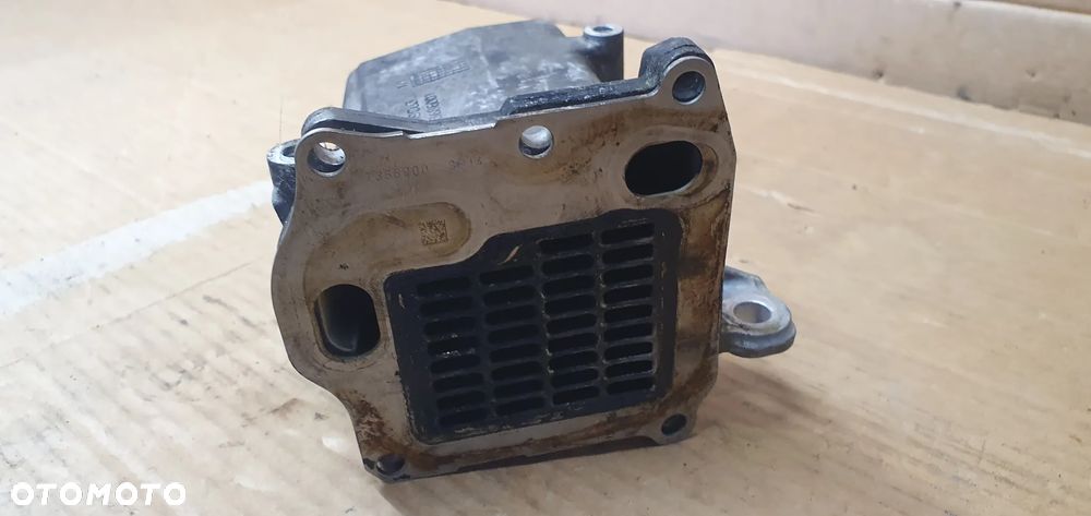 Chłodnica spalin EGR Opel Movano Master III 147351186R - 2