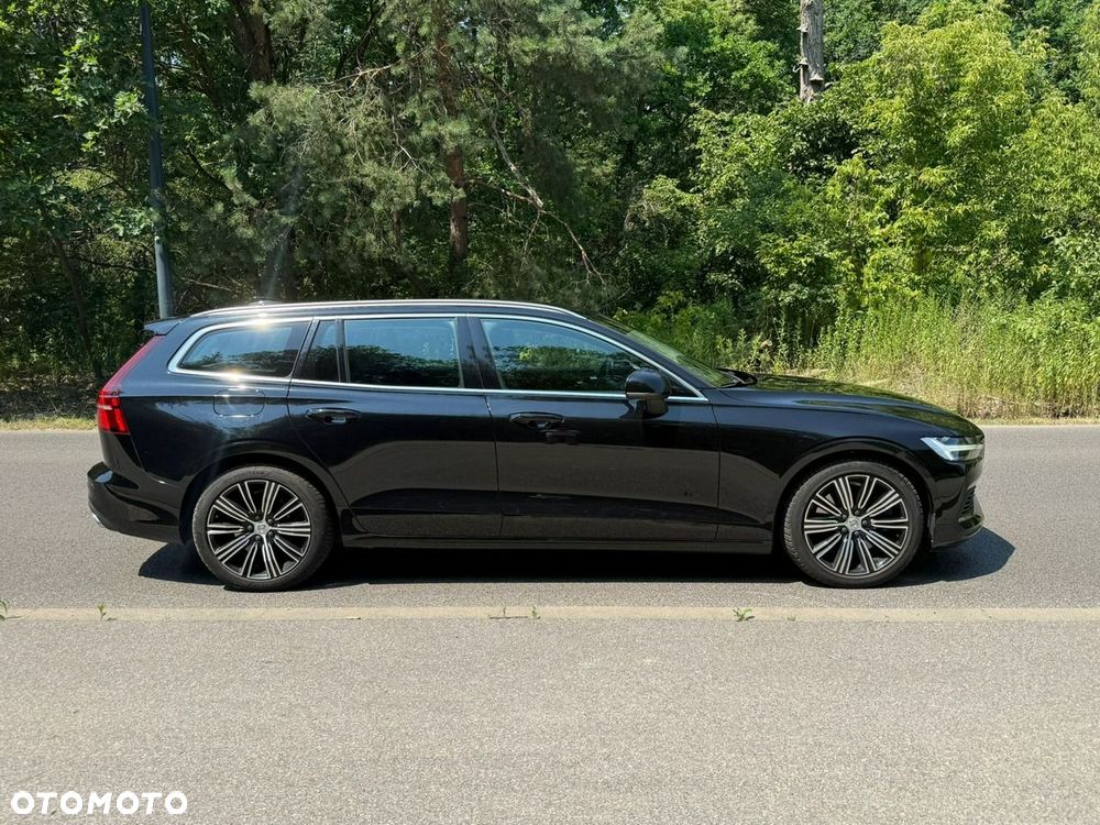 Volvo V60 T6 AWD Plug-In Hybrid Inscription Expression - 26