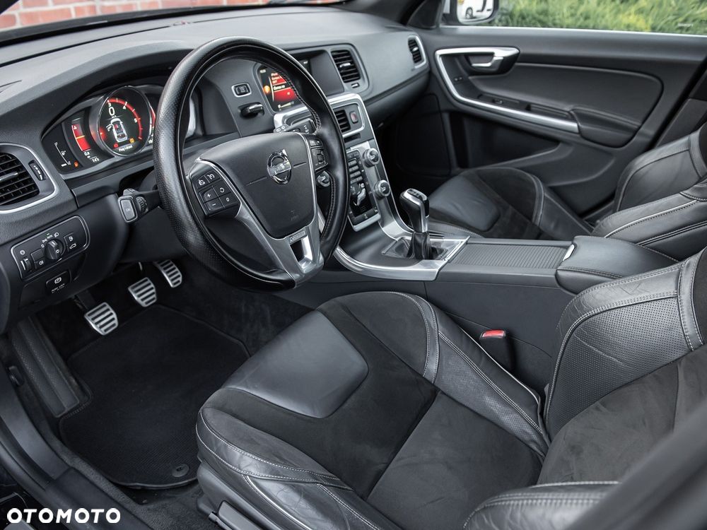 Volvo V60 2015 photo 5
