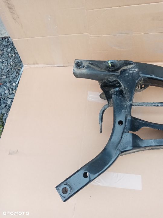 Kolyska Kolyska Zawieszenie Belka Tyl  Hyundai i30 III 2017- - 3