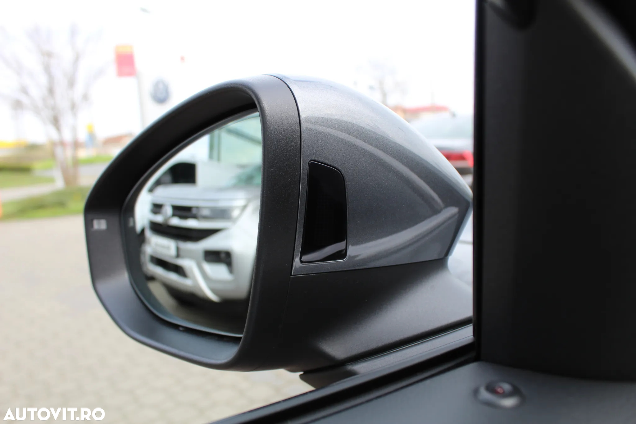 Volkswagen Passat Variant 2.0 TDI SCR DSG Business - 40