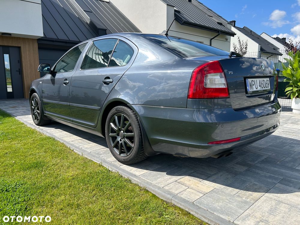 Skoda Octavia 1.8 TSI Family Plus - 6