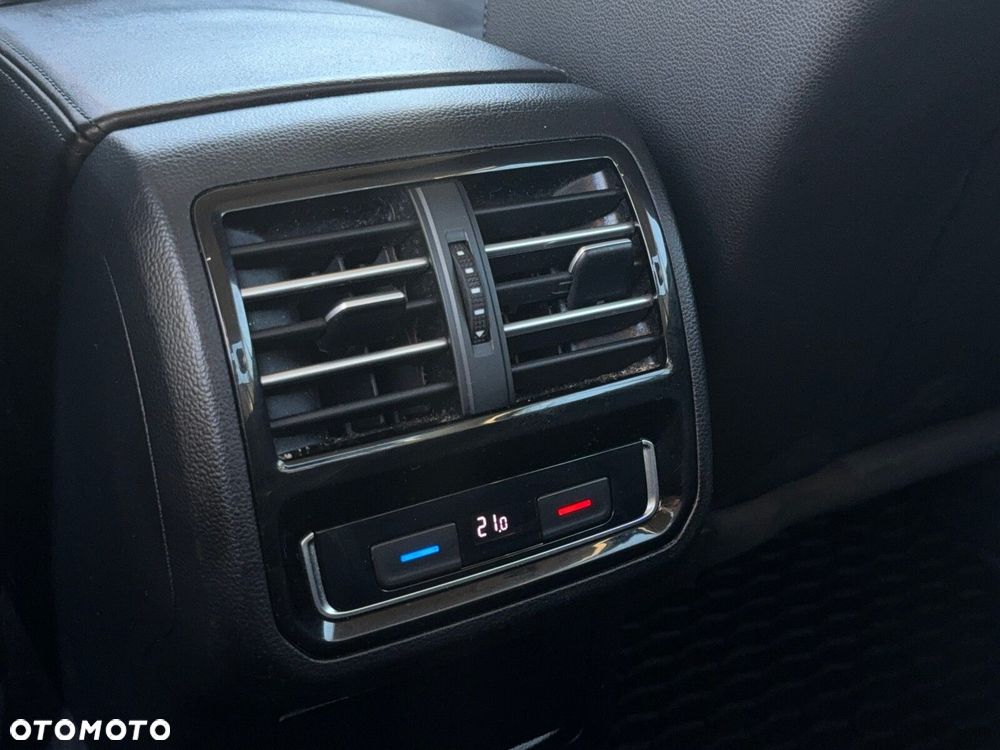 Volkswagen Passat 1.8 TSI BMT Highline DSG - 36