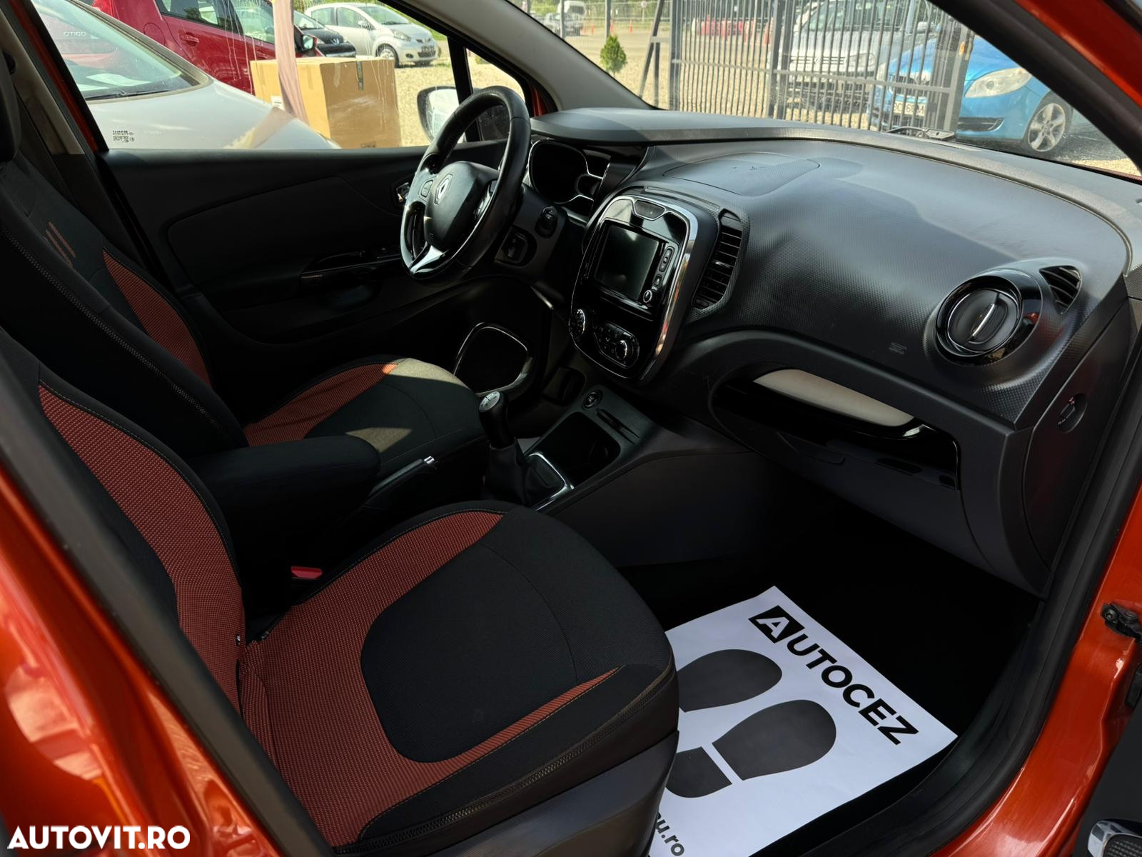 Renault Captur dCi Intens - 26