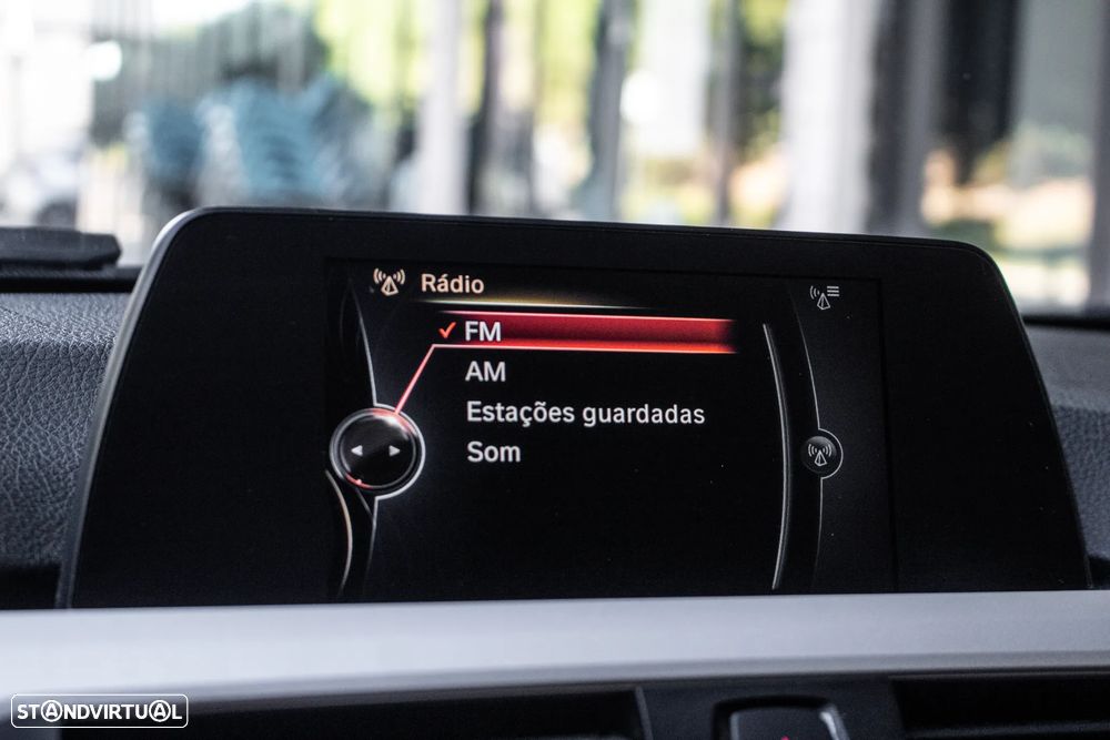 BMW 320 d Efficient Dynamics Edition - 34