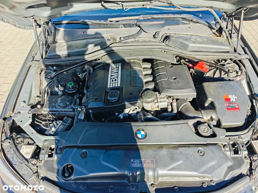 BMW Seria 5 520i - 16