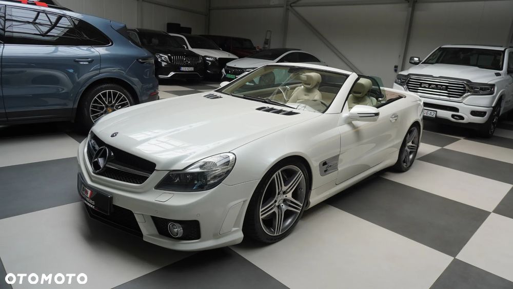 Mercedes-Benz SL 63 AMG SPEEDSHIFT MCT - 10