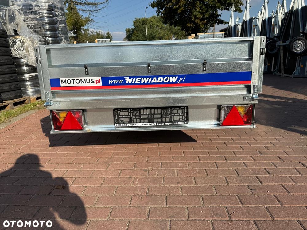 Niewiadów Przyczepa Niewiadów N426U 260x138x35cm 1 oś 750kg burty boczne 2mm Kraków MOTOMUS - 2