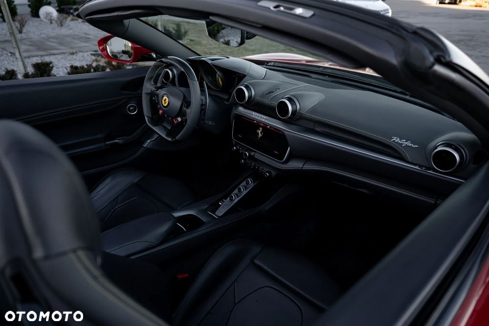 Ferrari Portofino - 12